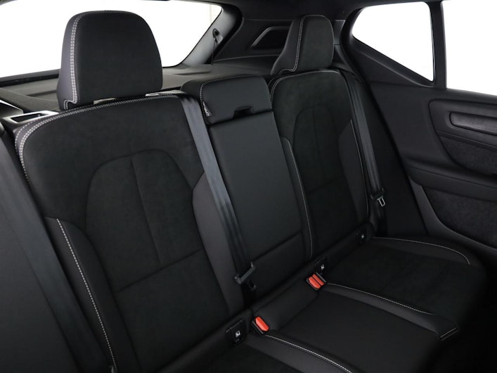 immagine del veicolo VOLVO XC40