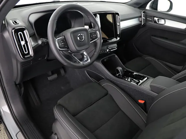 Volvo XC40 2.0 B4 MH Black Edition