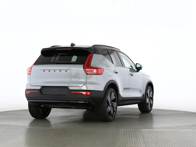 Volvo XC40 2.0 B4 MH Black Edition