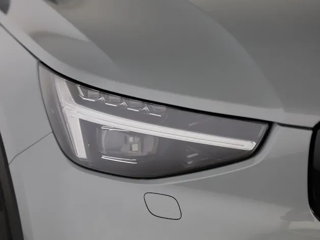 Volvo XC40 2.0 B4 MH Black Edition