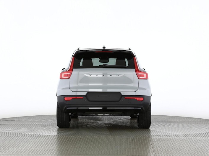 immagine del veicolo VOLVO XC40