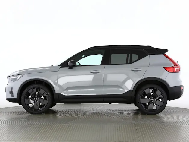 Volvo XC40 2.0 B4 MH Black Edition