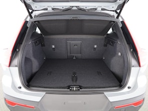 immagine del veicolo VOLVO XC40 2.0 B4 MH Black Edition