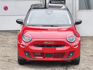 Fiat 600 1.2 Hybrid 145 La Prima Bicolore