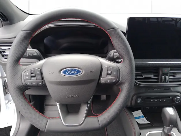 Ford Focus Station Wagon 1.0i EcoB Hybrid 155 ST-Line X