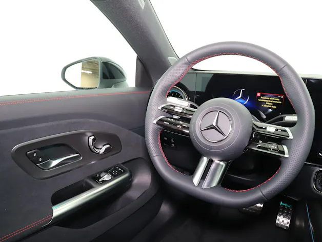 Mercedes-Benz CLA 200 8G-DCT