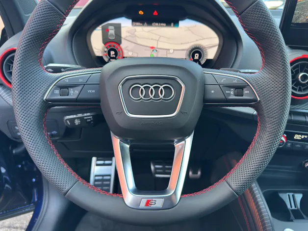 Audi Q2 35 TFSI S line S-tronic