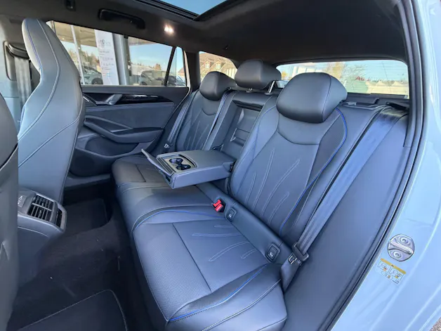 VW Passat Variant 2.0 TSI evo4 R-Line 4 Motion DSG