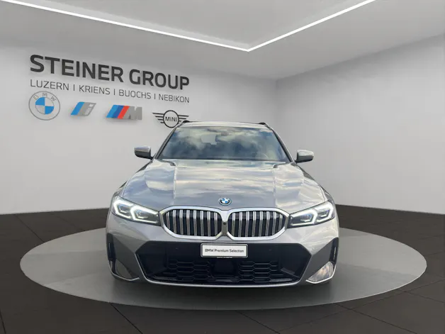 BMW 330e x DriveTouring Steptronic M Sport