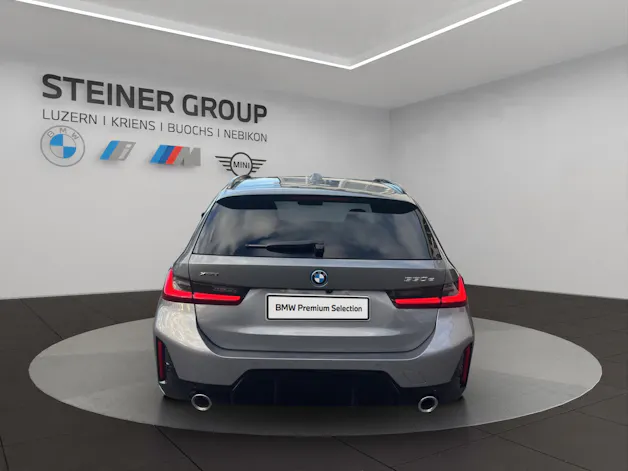 BMW 330e x DriveTouring Steptronic M Sport