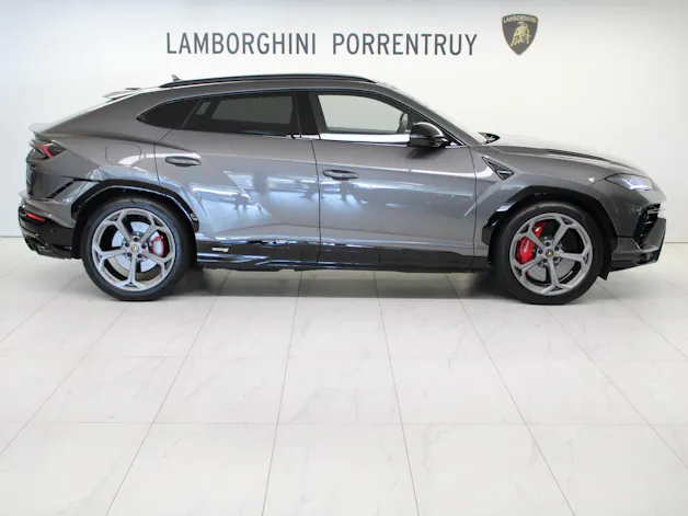 Lamborghini Urus S