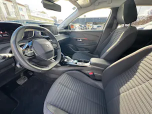 Peugeot 208 1.2 PureTech Active Pack EAT8