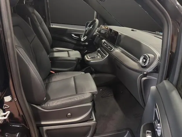 Mercedes-Benz V 300 d lang Swiss Edition 9G-Tronic