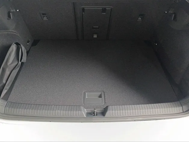 VW Golf 1.5 e TSI mHEV Life DSG