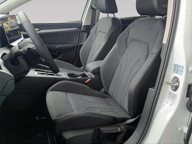 VW Golf 1.5 e TSI mHEV Life DSG