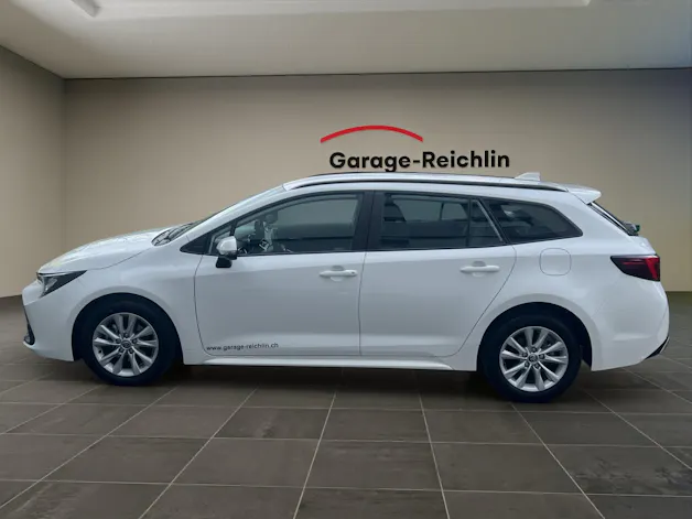 Toyota Corolla Touring Sports 1.8 HSD Comfort
