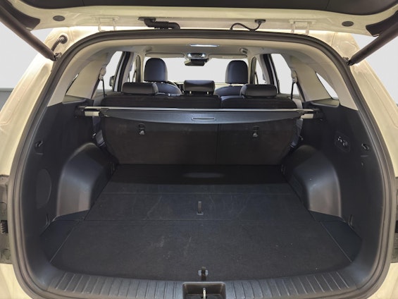 Vehicle image 15 Vehicle image 15