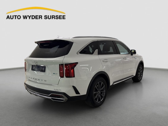 Vehicle image 5 Vehicle image 5