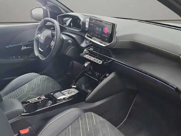 Peugeot 208 1.2 Hybrid 145 GT
