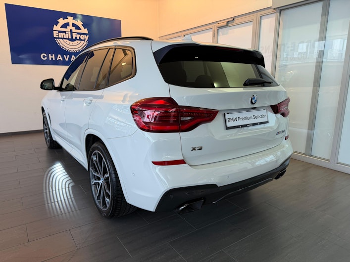Vehicle image BMW X3