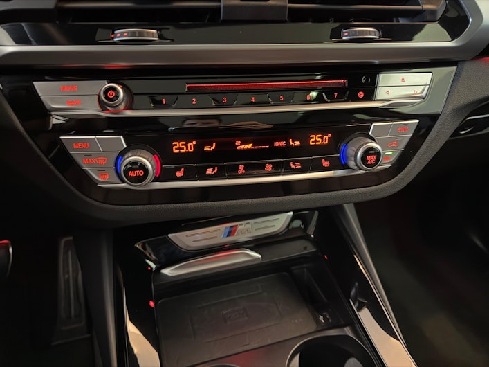 Vehicle image BMW X3