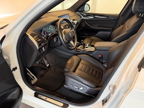 Vehicle image BMW X3 M40i