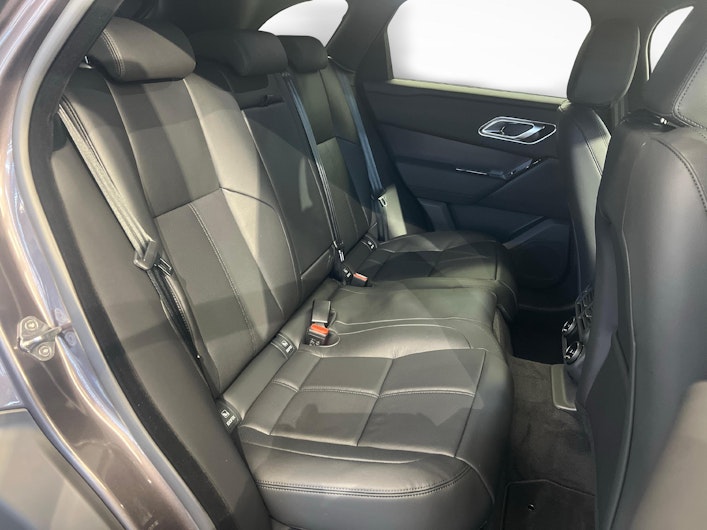 Vehicle image LAND ROVER RANGE ROVER VELAR