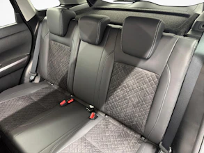 https://vehicle.imgix.net/4176335/707b42bc-9b8a-44cc-b652-6117da2c35a2.jpg