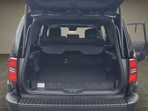 Toyota Land Cruiser 2.8 D 48V Invincible