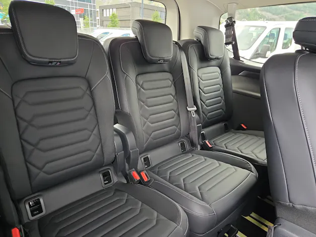 FORD Tourneo C Bus 320 L1 2.0 EcoBlue 170 Titanium X 4x4