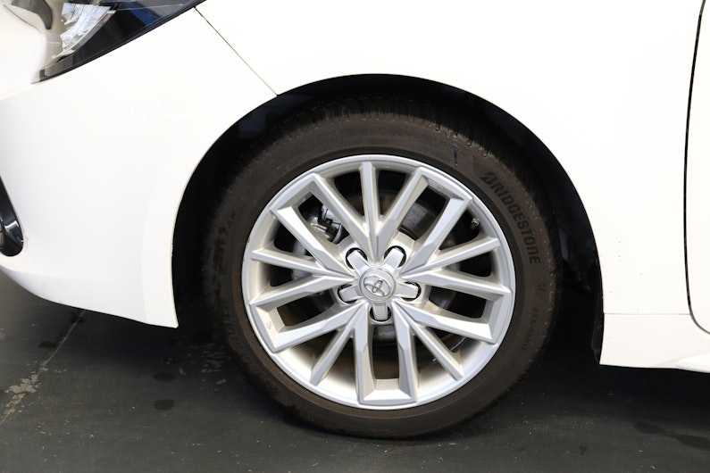 Vehicle image TOYOTA COROLLA