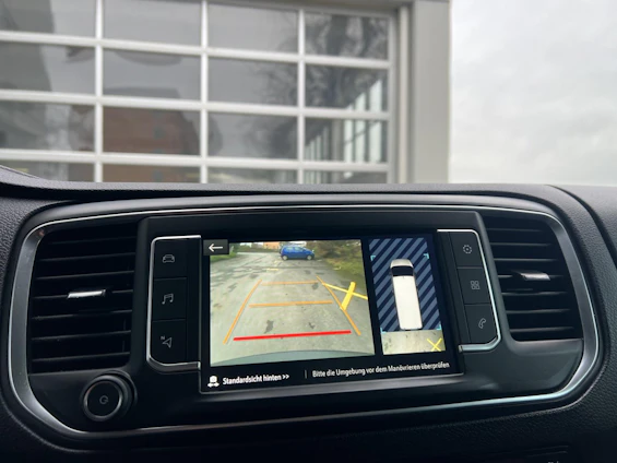 image du véhicule 13 image du véhicule 13