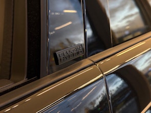 Vehicle image LAND ROVER Discovery Sport 1.5 T 270e Landmark