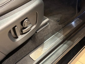 Vehicle image LAND ROVER Discovery Sport 1.5 T 270e Landmark