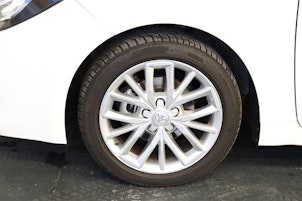 Vehicle image TOYOTA Corolla Touring Sports 1.8 HSD Comfort