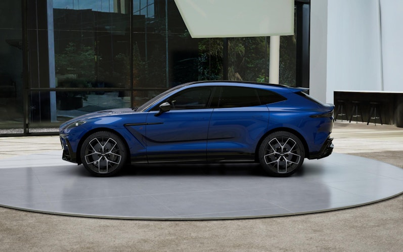 Vehicle image ASTON MARTIN DBX