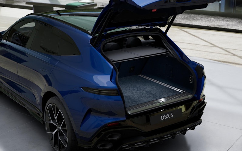 Vehicle image ASTON MARTIN DBX