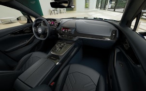 Vehicle image ASTON MARTIN DBX S 4.0 V8 Bi-Turbo