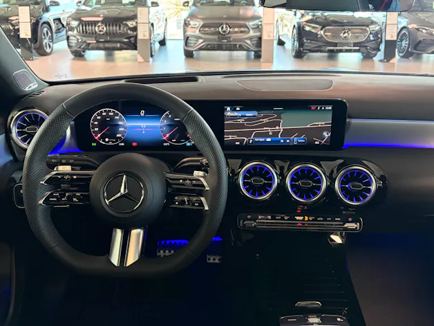 Mercedes-Benz A 220 AMG Line 4m
