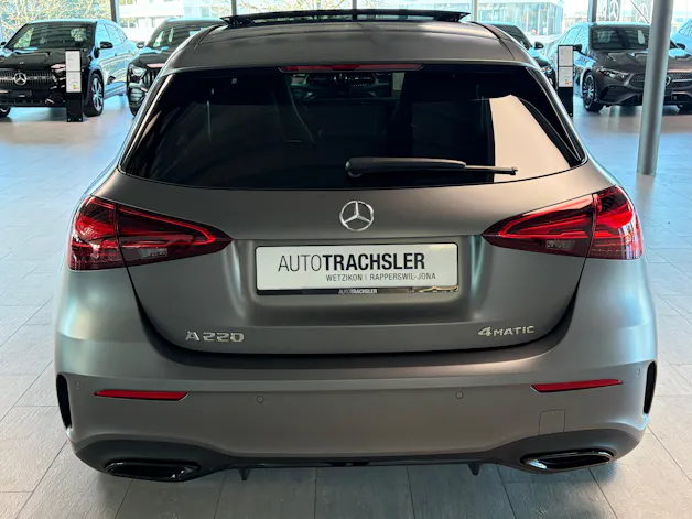 Mercedes-Benz A 220 AMG Line 4m
