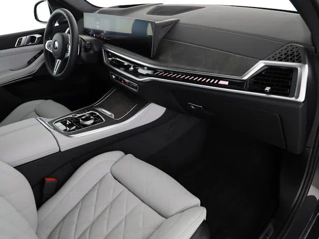 BMW X5 M60i xDrive