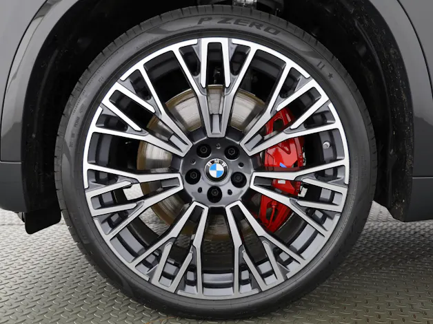 BMW X5 M60i xDrive