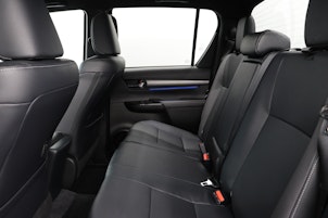 Vehicle image TOYOTA Hilux Double Cab.-Pick-up 2.8 D-4D MHEV 204 Invincible