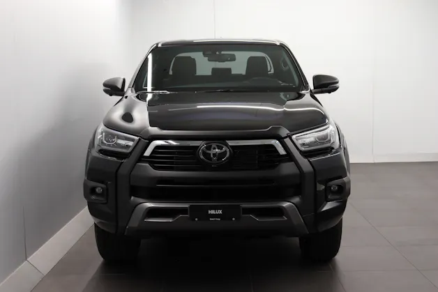 Toyota Hilux Double Cab.-Pick-up 2.8 D-4D MHEV 204 Invincible