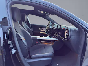 Mercedes-Benz CLA 250+ AMG Line