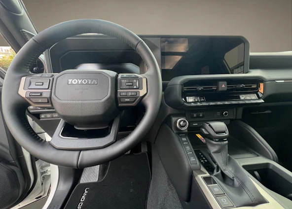 Fahrzeugbild 10 Fahrzeugbild 10