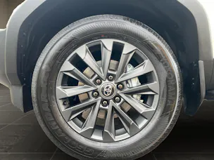 Toyota Land Cruiser 2.8 D 48V Invincible
