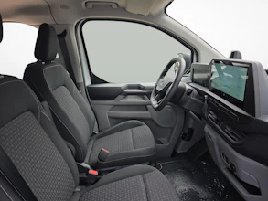 https://vehicle.imgix.net/4176494/616f3628-9cd6-42f9-8c41-4d8836cdd617.jpg