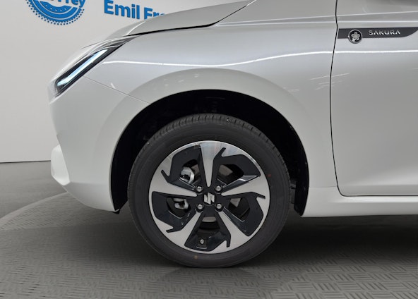 Vehicle image 3 Vehicle image 3