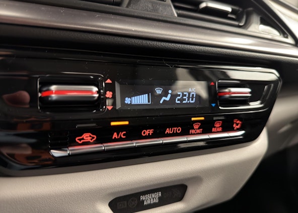 Vehicle image 10 Vehicle image 10